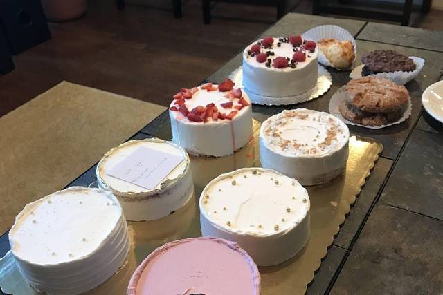 Fancy Cakes by Leslie 4