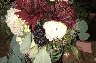 Amore Fiori Flowers and Gifts - 92