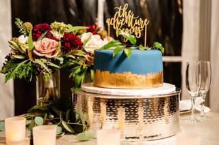 Voila Pastry & Cafe - 1