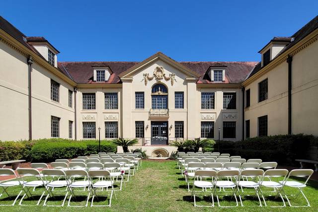 The Historic Thomas Center 1