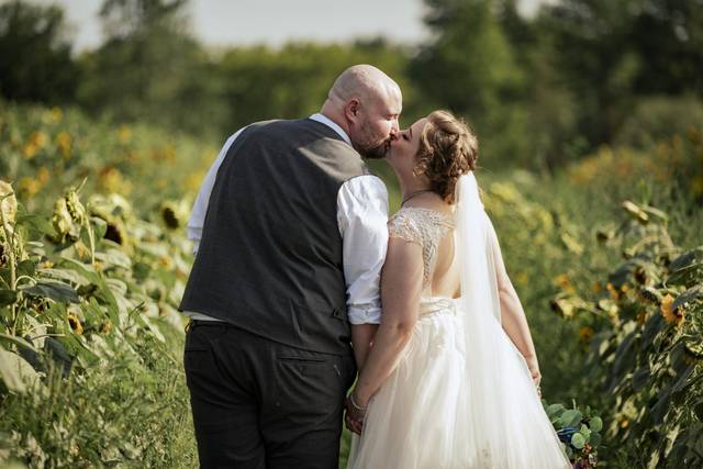 Limelight Entertainment & Photography 3