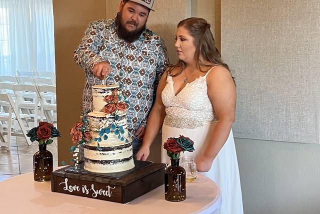 Arrow Springs Wedding Chapel & Events 5