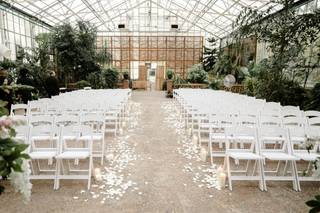 See This Eagles Player's Desert-Inspired Horticulture Center Wedding