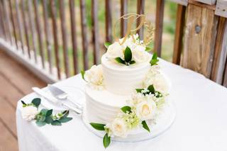 Creative cakes By Donna - 51
