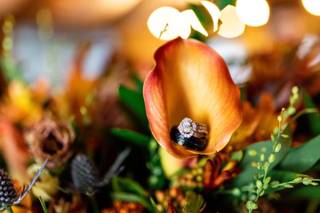 Paisley Petals Flower Studio - 27