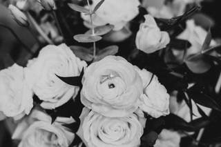 Lulu’s Lei + Bouquets - 28