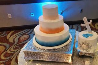 Edible Creations Custom Cakes  - 15