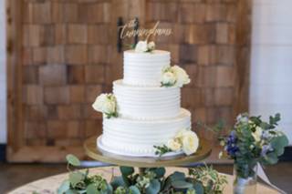 Acuna's Custom Cakes - 24