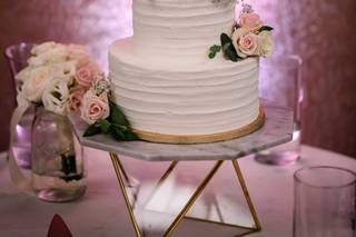 Custom Cake Design - 19