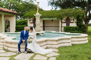 Zoom Wedding Studio - 10