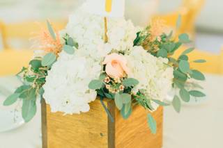 Miss Bee Haven Florist - 5
