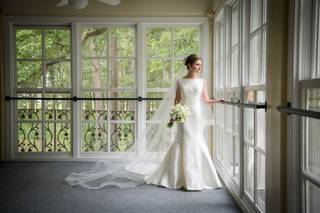 Nicole Bridal & Formal Shoppe - 17