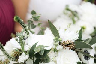 Little Miss Lovely Floral Design & Event Decorating - 43