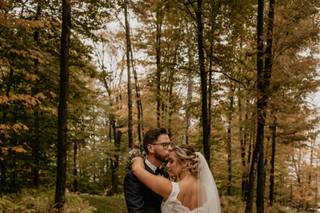 La Boutique Photography & Makeup Artistry - 26