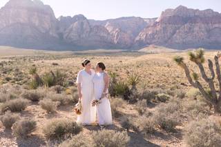 Glitter Lens Photography & Photo Booths - 10