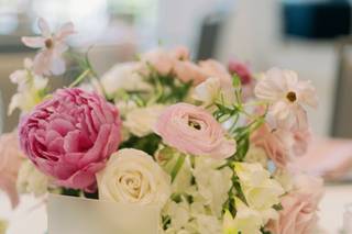 Justine's Flowers - 17