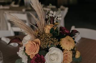 April's Floral Expressions - 33