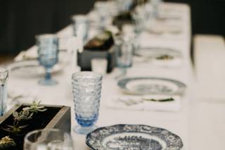 Southern Vintage Table - 93