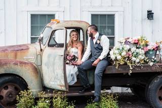 THE WHITE BARN AT LUCAS FARM - 50