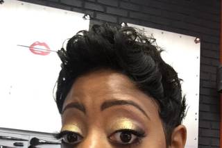 Royalty Hair Salon - 17