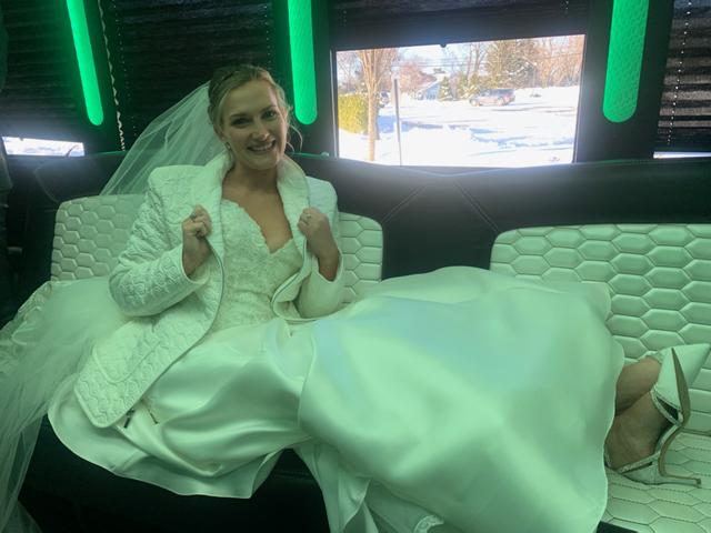 First Class Limousine - 3