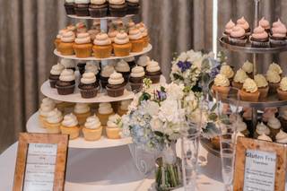 The Cupcake Shoppe Bakery - 36