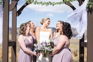 Daisy's Front Porch Flowers, Events & Creative Studio - 39