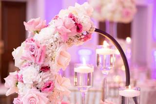 Pretty Petals Floral & Event Design - 8