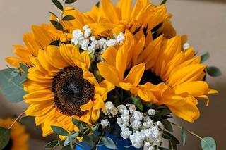 Dream Designs Florist and Wedding Boutique - 50