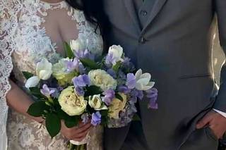 Accent Floral Design - 15