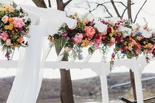 Lucilles Florist - 18