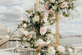 Love Blooms Wedding and Event Design - 51