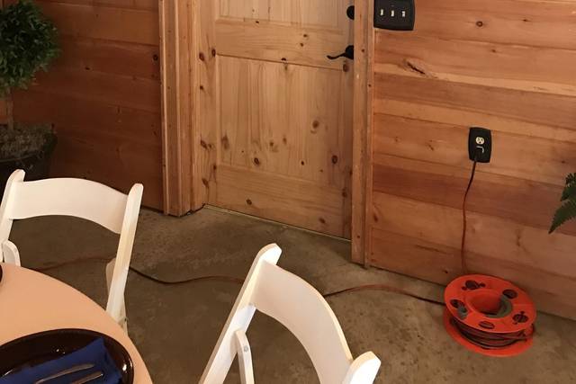 The Barn at Dunn Manor 5