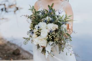 Lace & Ivory Floral Design - 12