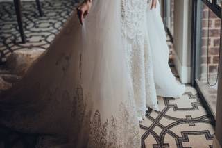 Elegant Touch Bridal & Tuxedo - 44