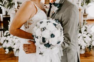 Hair & Makeup by Lulu - 17