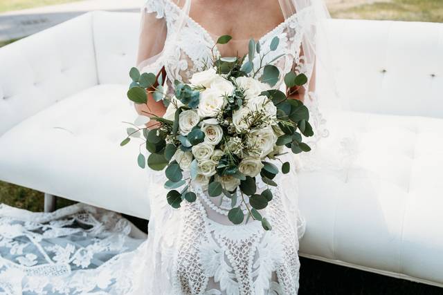 Amour Floral & Decor 1