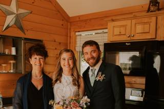 A Wedding With Heart - 8