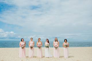 White Pear Photography Studios Inc - 34