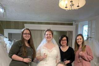 Renaissance Bridals and Prom - 9