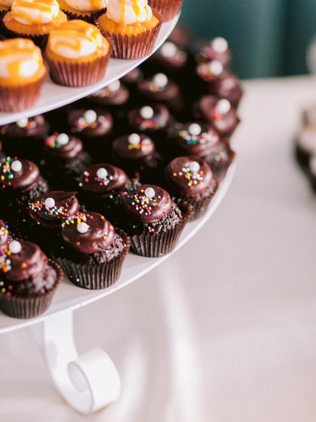 Cupcakin Bake Shop - 4