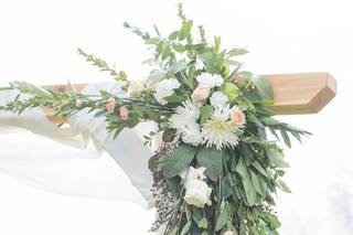 Clare's Corner Floral - 110