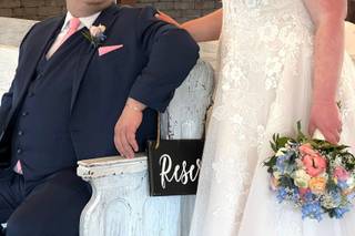 Designs By Linda Florist - 17
