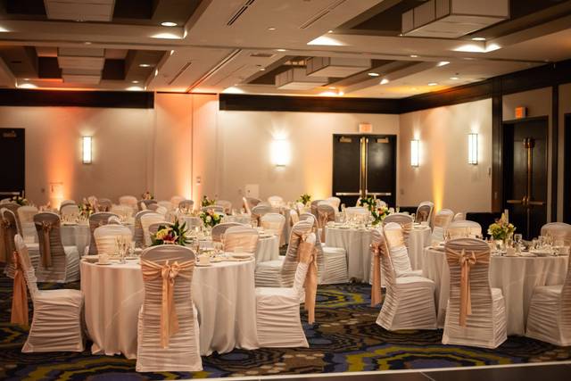 Wyndham Pittsburgh University Center 5