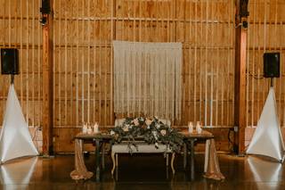 Lace & a Barn - 79