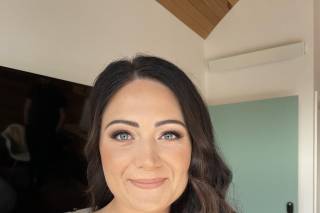 Alyssa Underwood Makeup & Artistry - 6