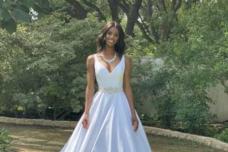 LUX Beauty & Bridal - 92