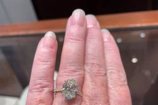 Underwood Jewelers - 6
