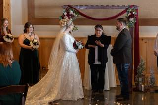 A Heartfelt Ceremony - 18