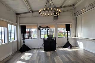 Runaway DJ & Lighting - 5